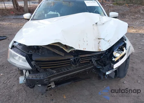 2014 Volkswagen Jetta 1.8T Se из США, поврежденный, VIN 3VWD17AJ5EM282457